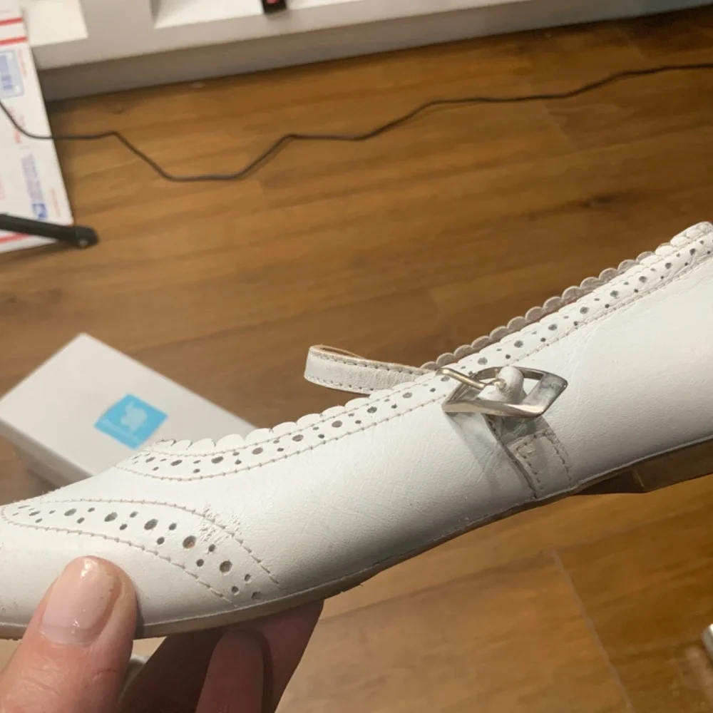 Elephantito Vicky Ballerina White Leather Shoes